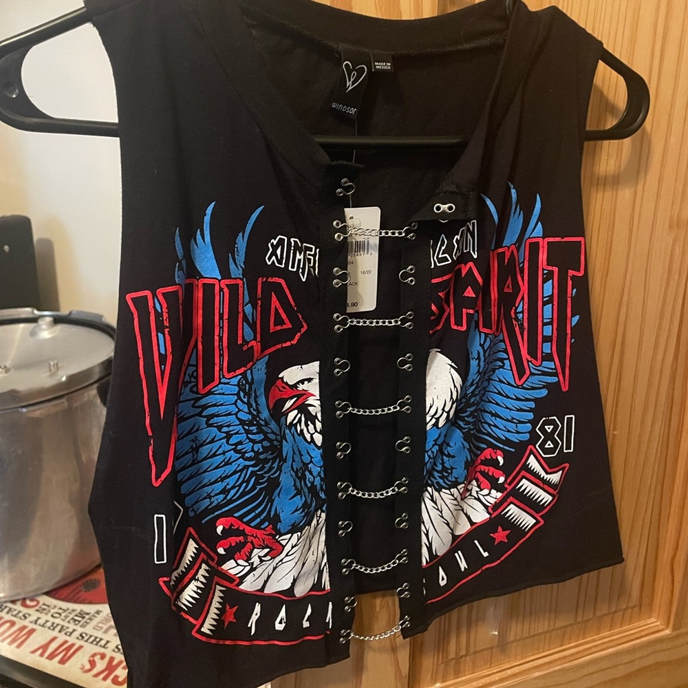 Cutout crop top with chain detail